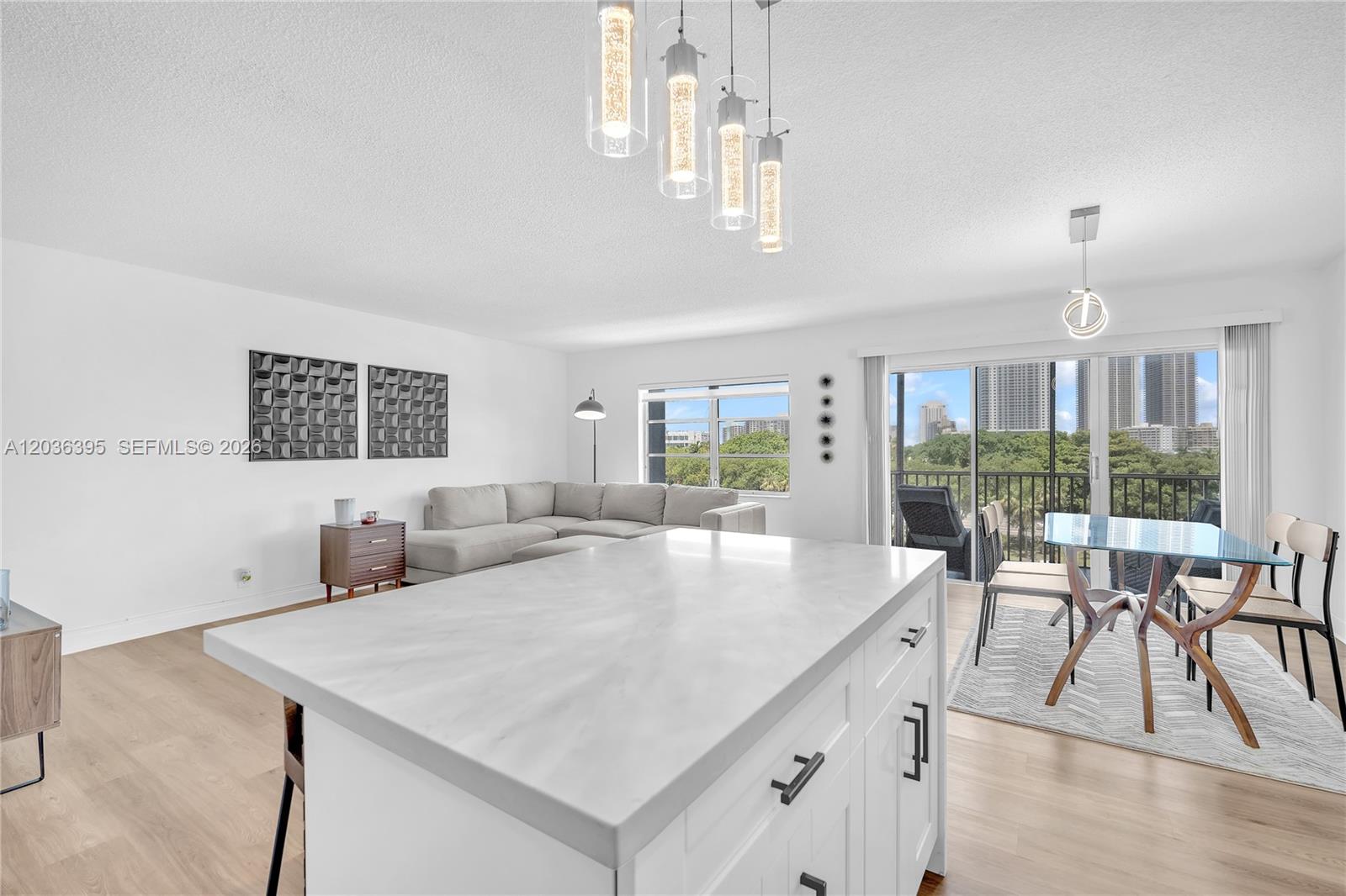A12036395 Property Photo 21