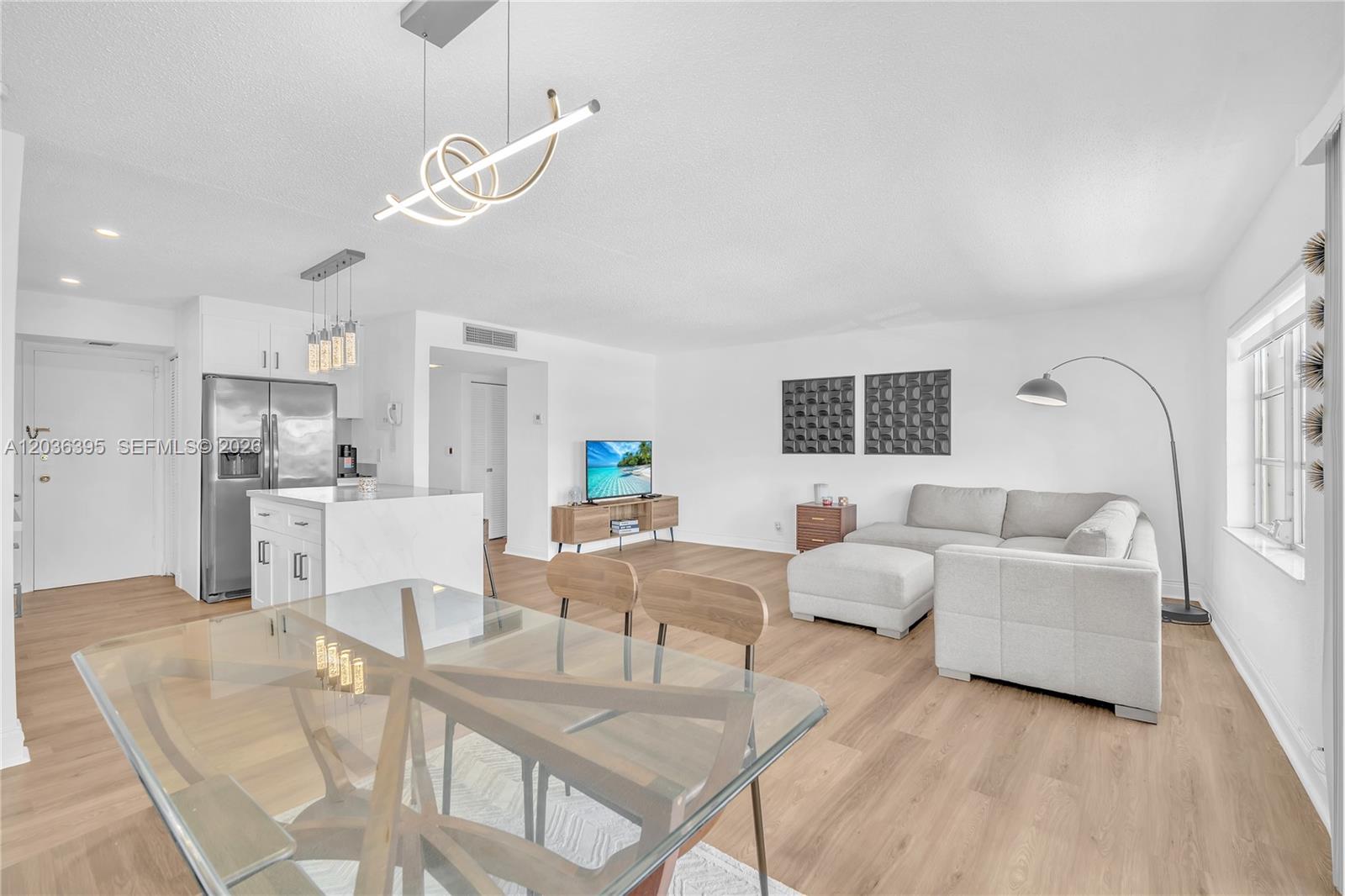 A12036395 Property Photo 27
