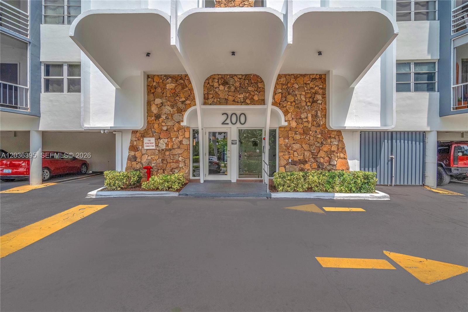 A12036395 Property Photo 32