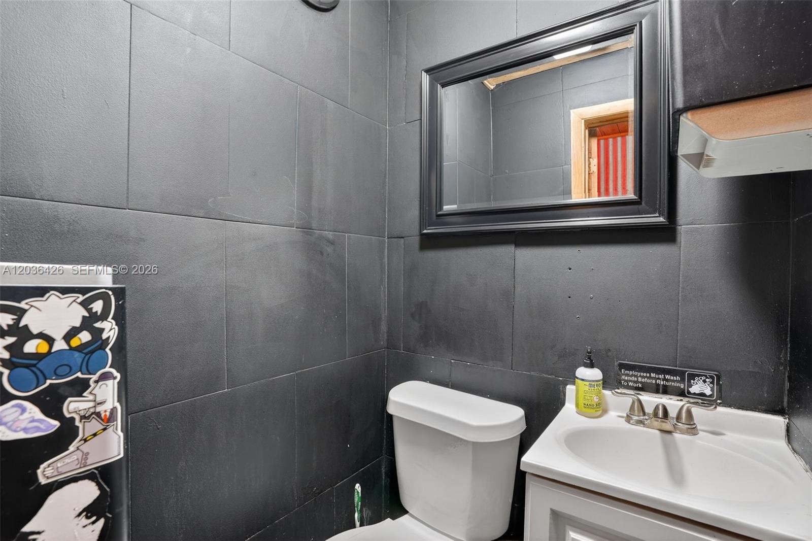 Highly Rated And Turnkey Highly Rated And Turnkey Lebanese Stree Property Photo 22