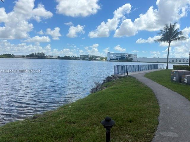 15545 N Miami Lakeway N 303 Property Photo 3