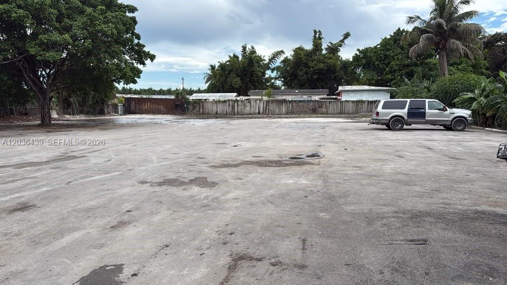 11970 Nw 159th Street Property Photo 11