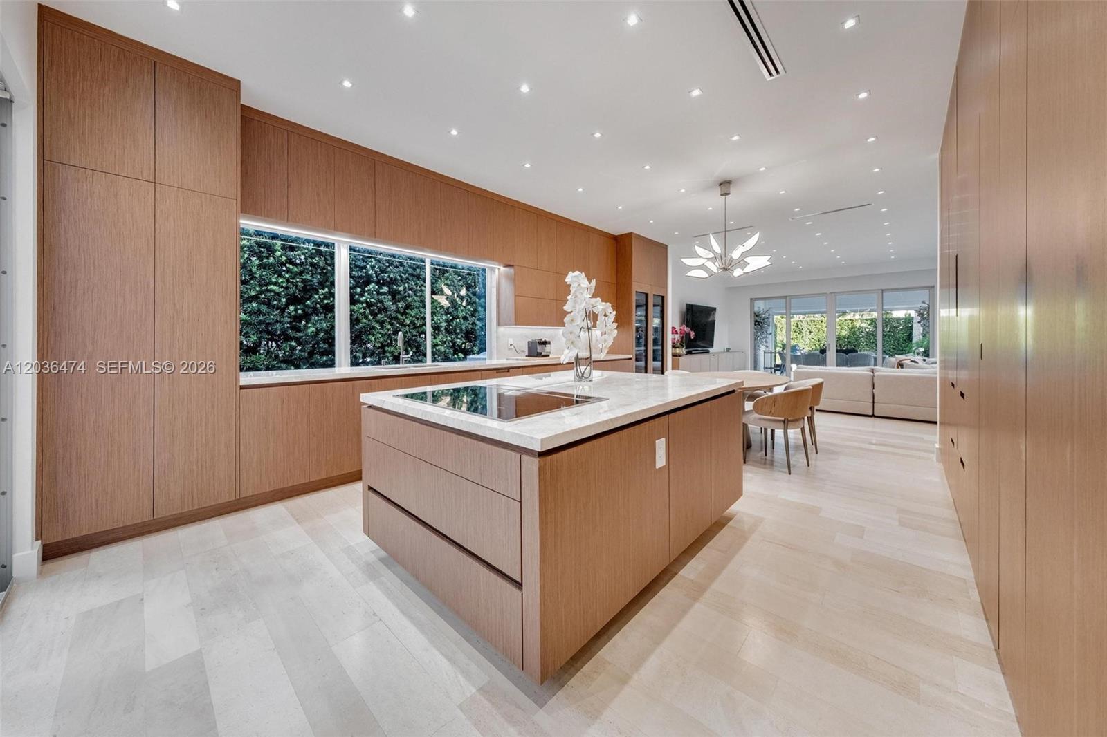 470 S Shore Drive Property Photo 14