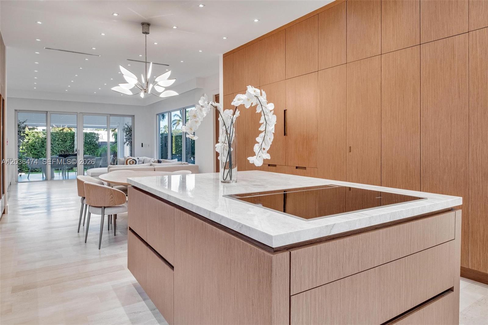 470 S Shore Drive Property Photo 15