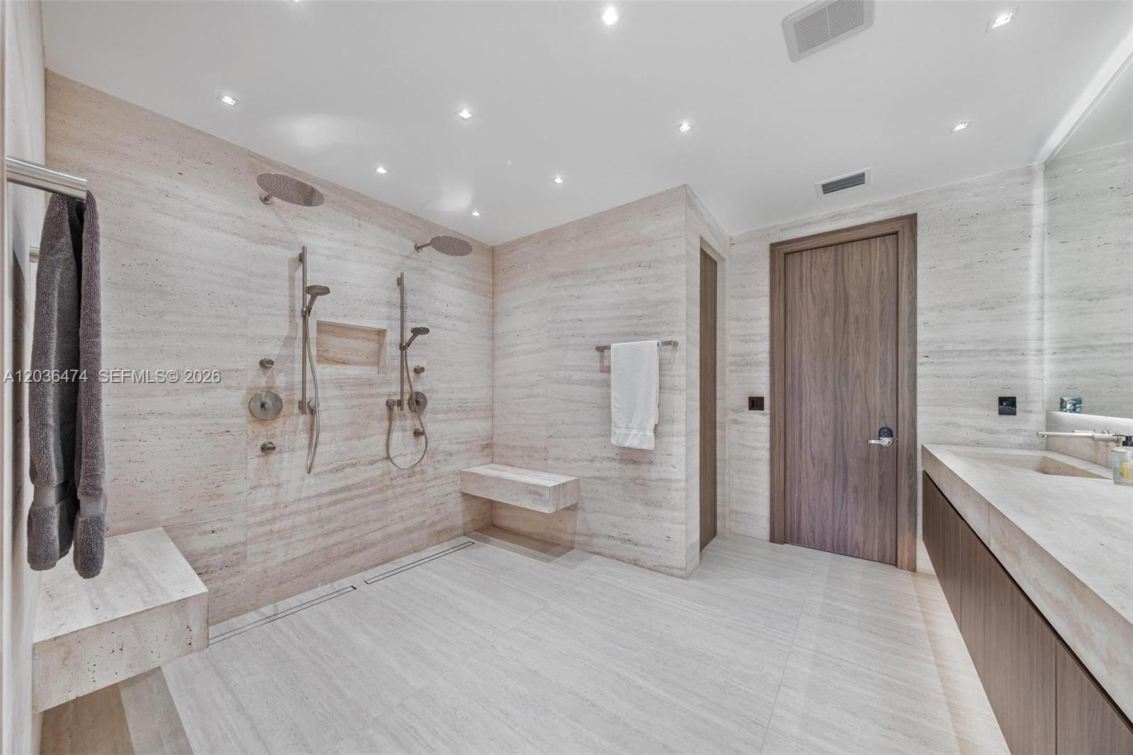 470 S Shore Drive Property Photo 41