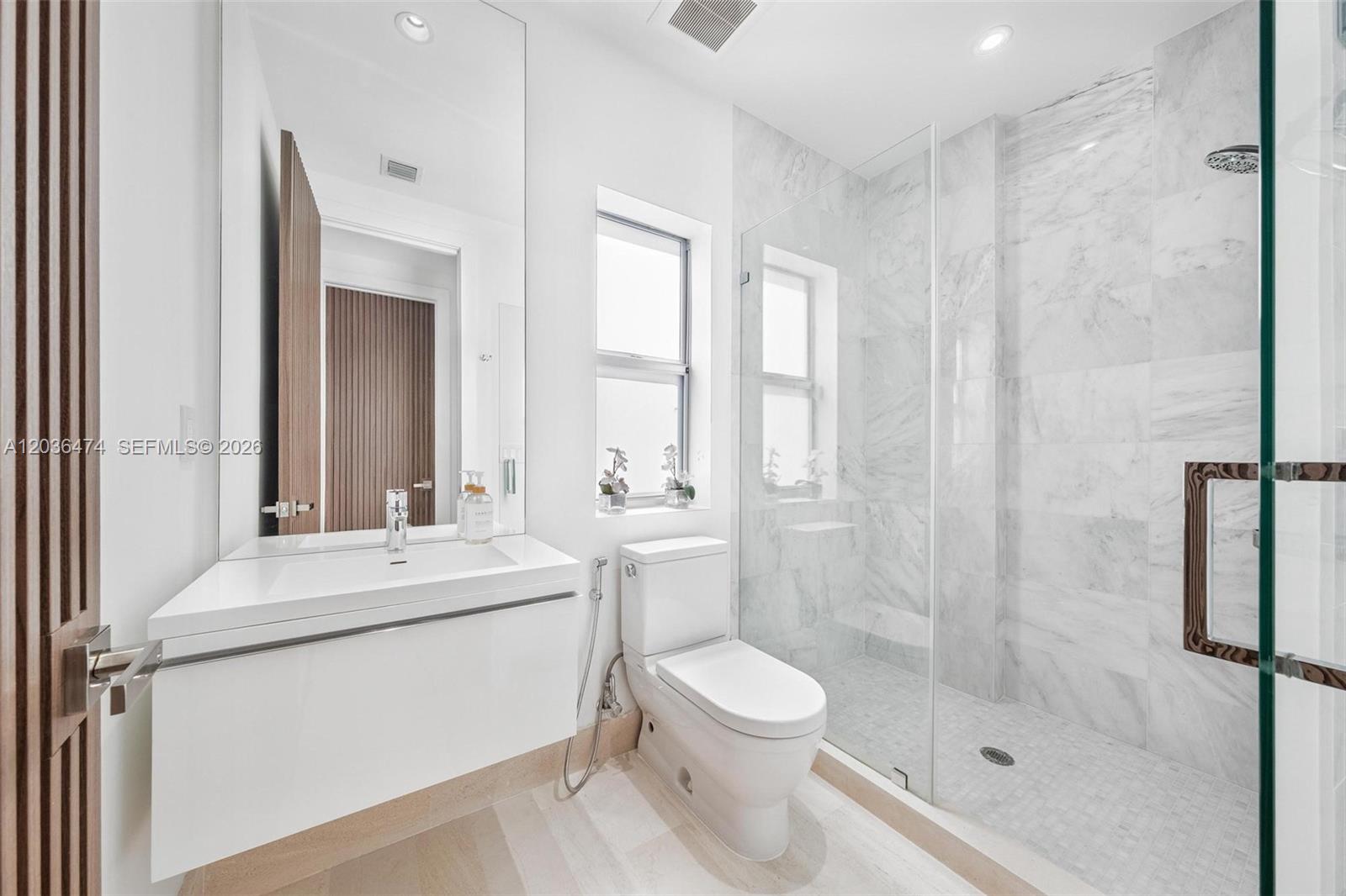 470 S Shore Drive Property Photo 44