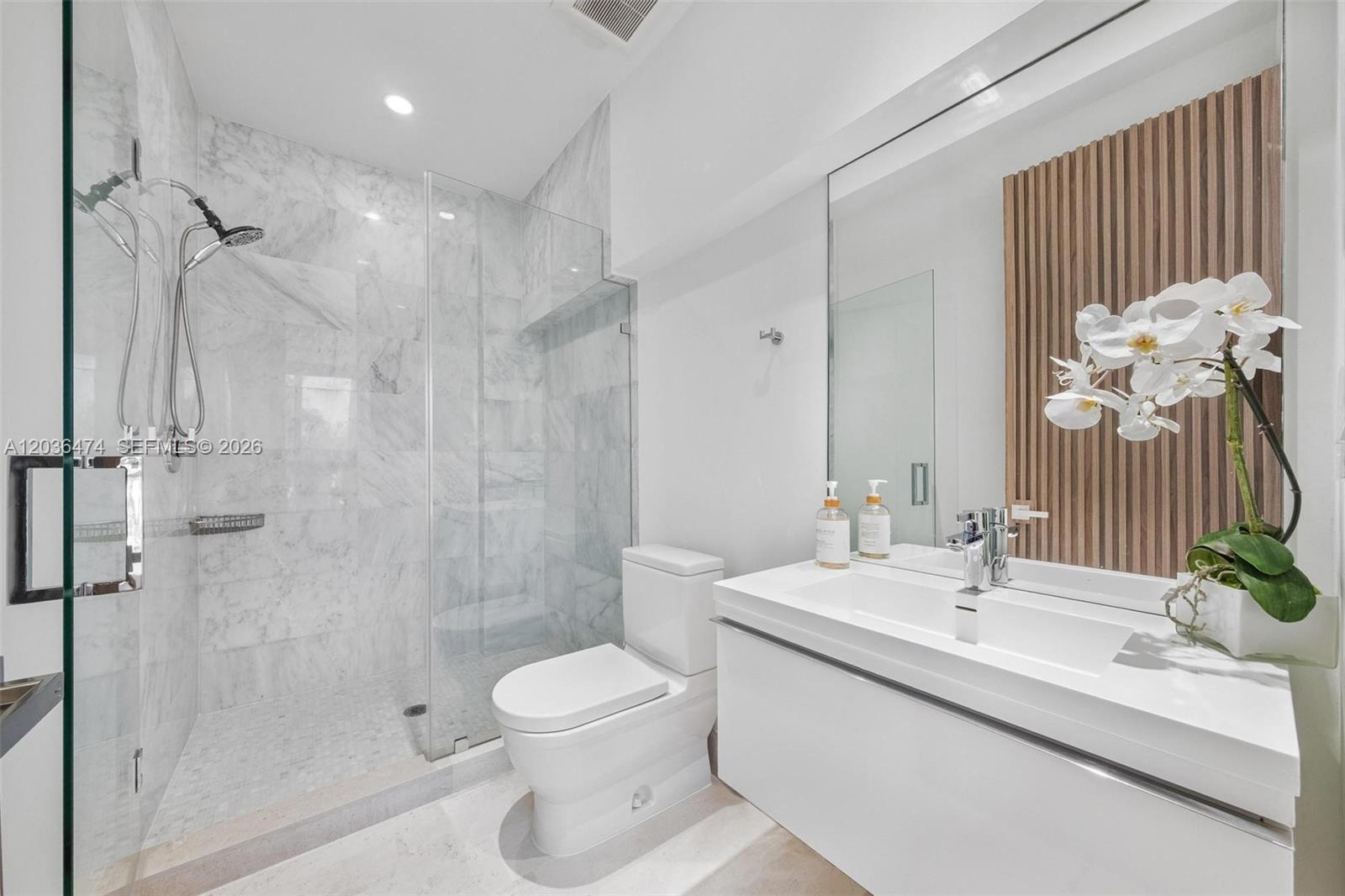 470 S Shore Drive Property Photo 47