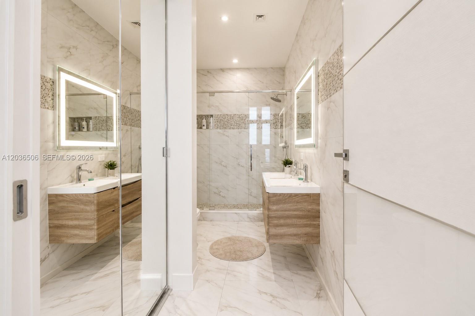 2000 Metropica Way 2609 & 2610 Property Photo 23