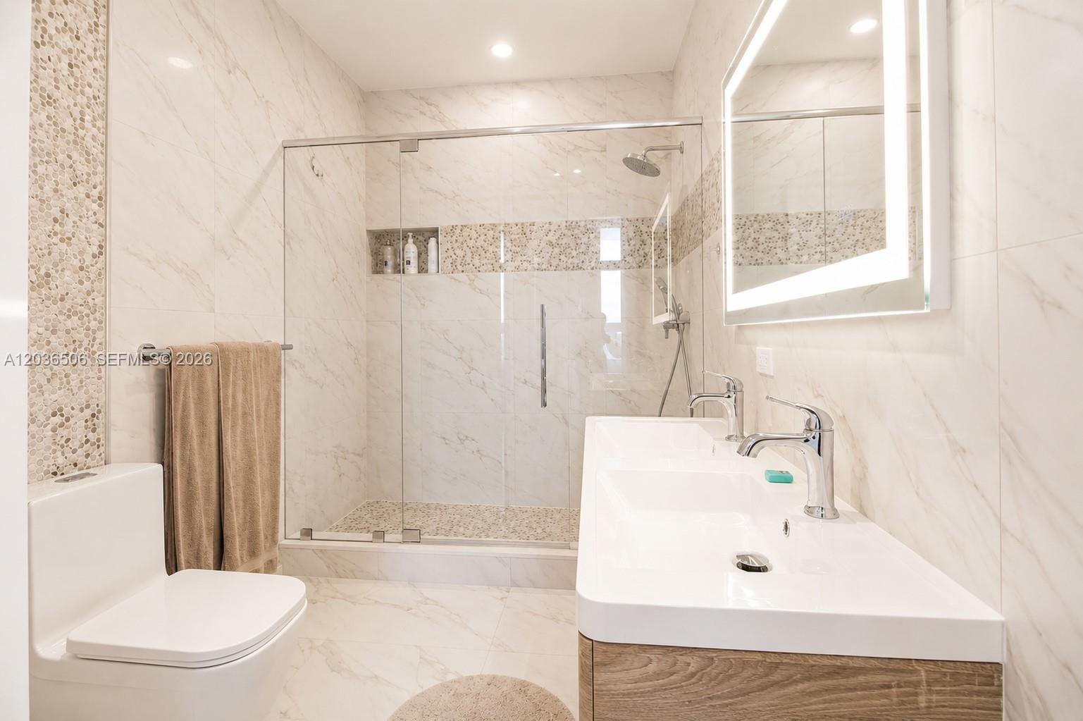 2000 Metropica Way 2609 & 2610 Property Photo 27