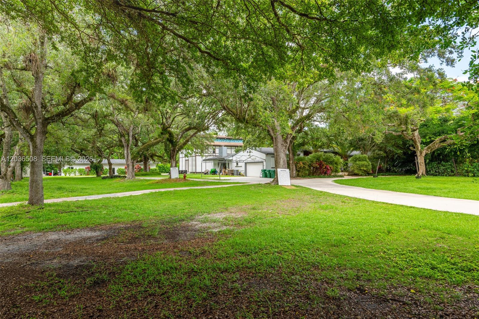 A12036508 Property Photo 16
