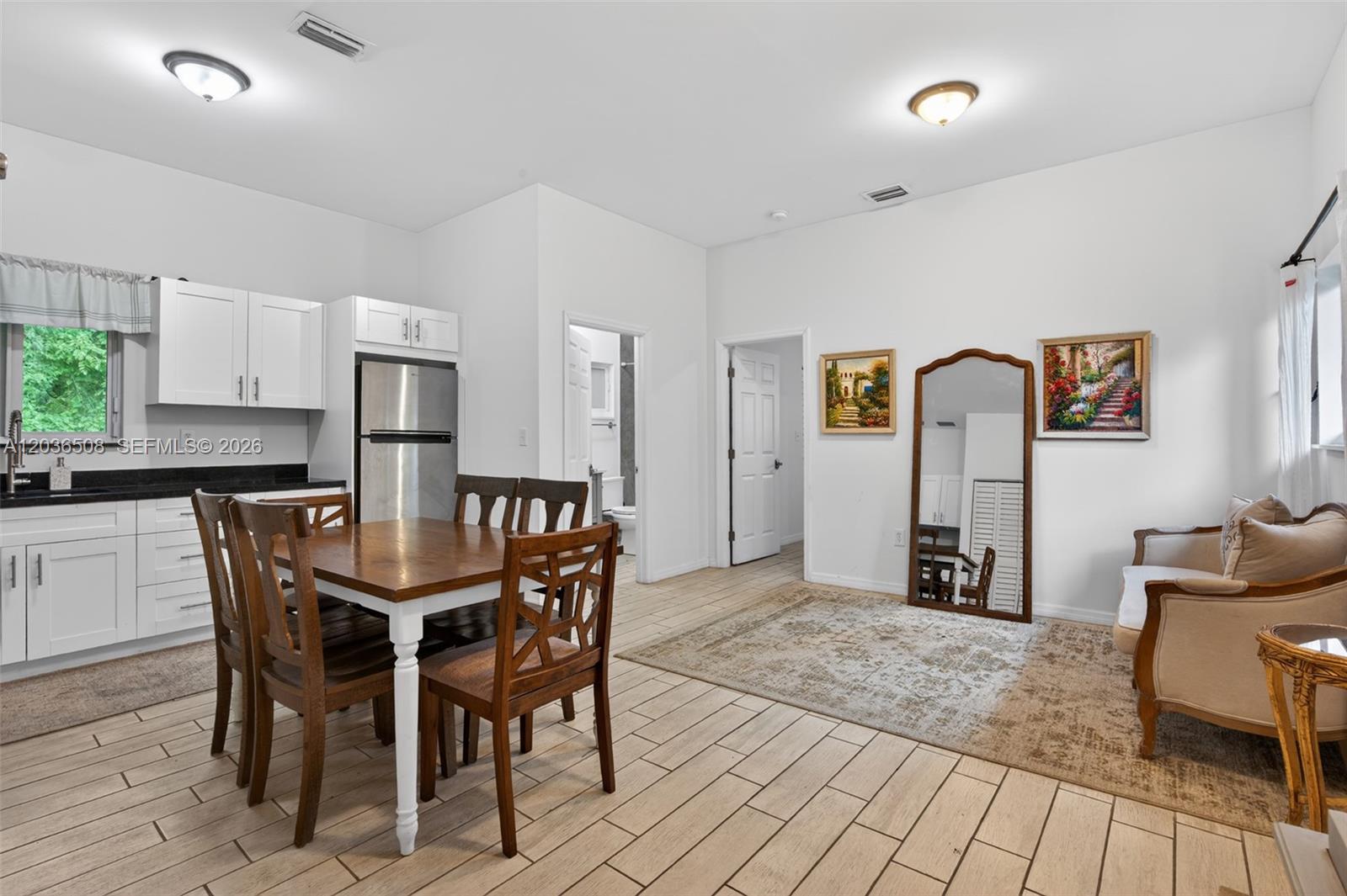 A12036508 Property Photo 21