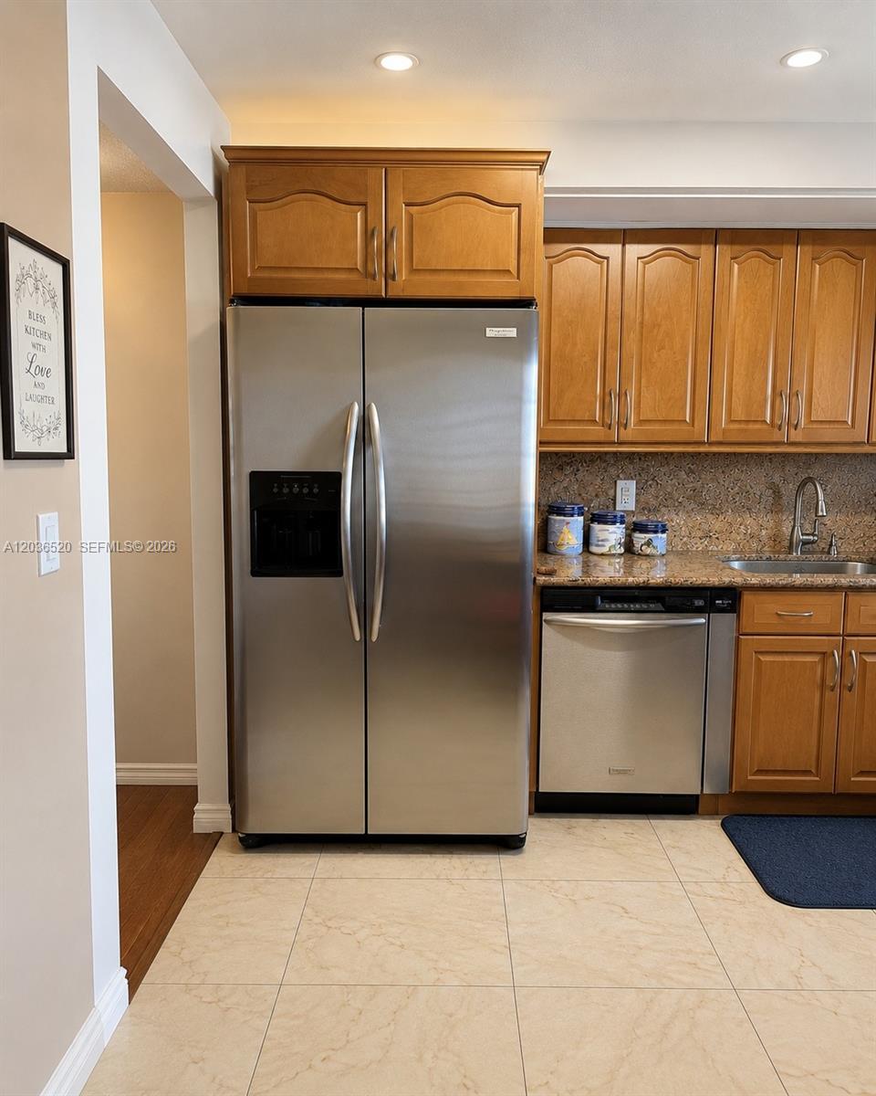501 Three Islands Boulevard 303 Property Photo 5