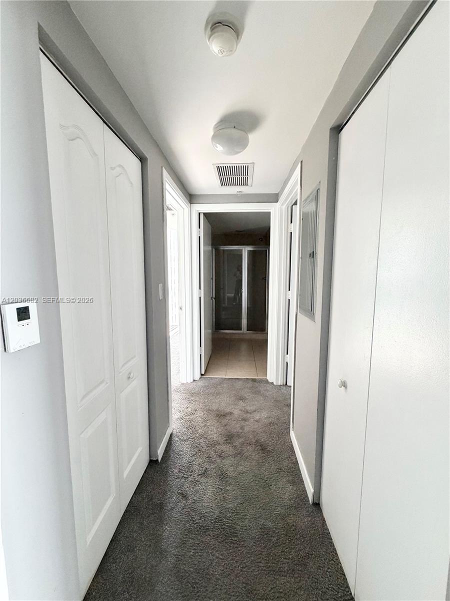 335 Biscayne Boulevard 4200 Property Photo 16
