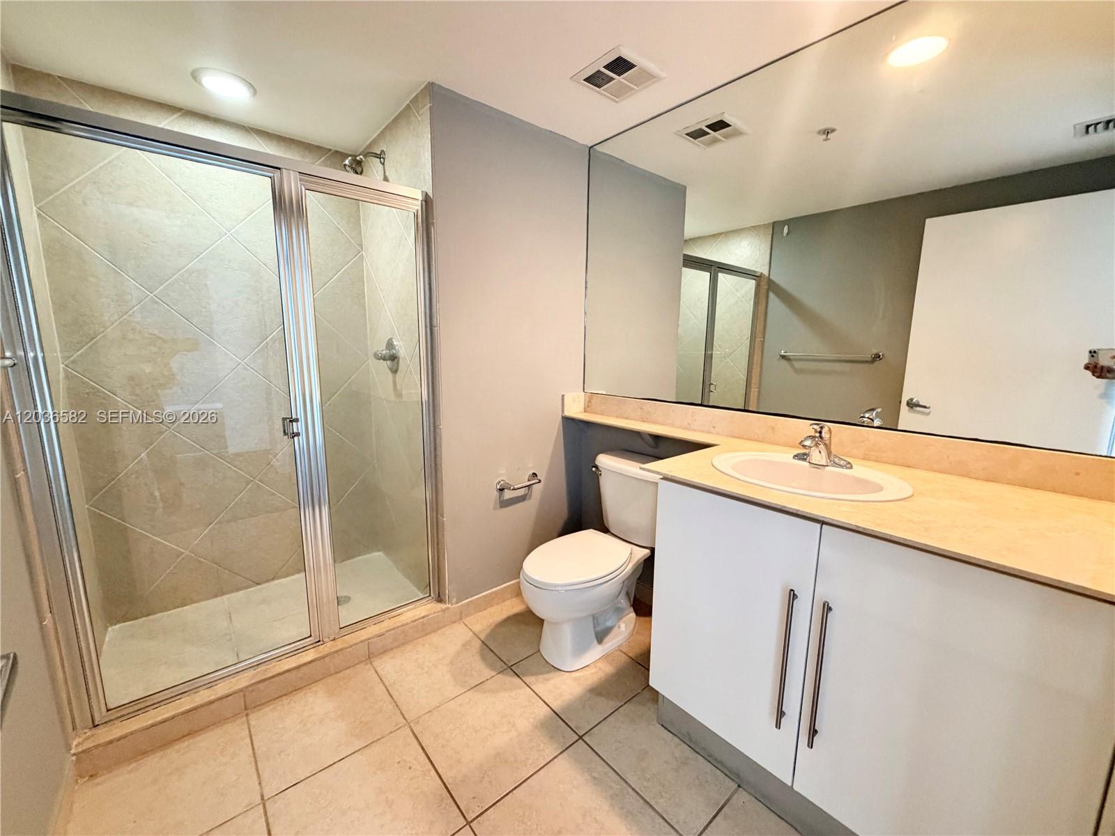 335 Biscayne Boulevard 4200 Property Photo 19