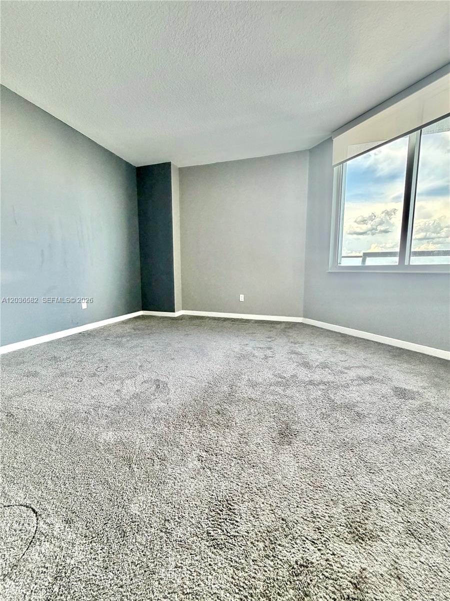 335 Biscayne Boulevard 4200 Property Photo 26