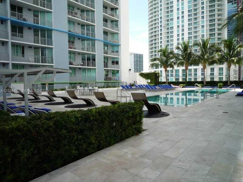335 Biscayne Boulevard 4200 Property Photo 35