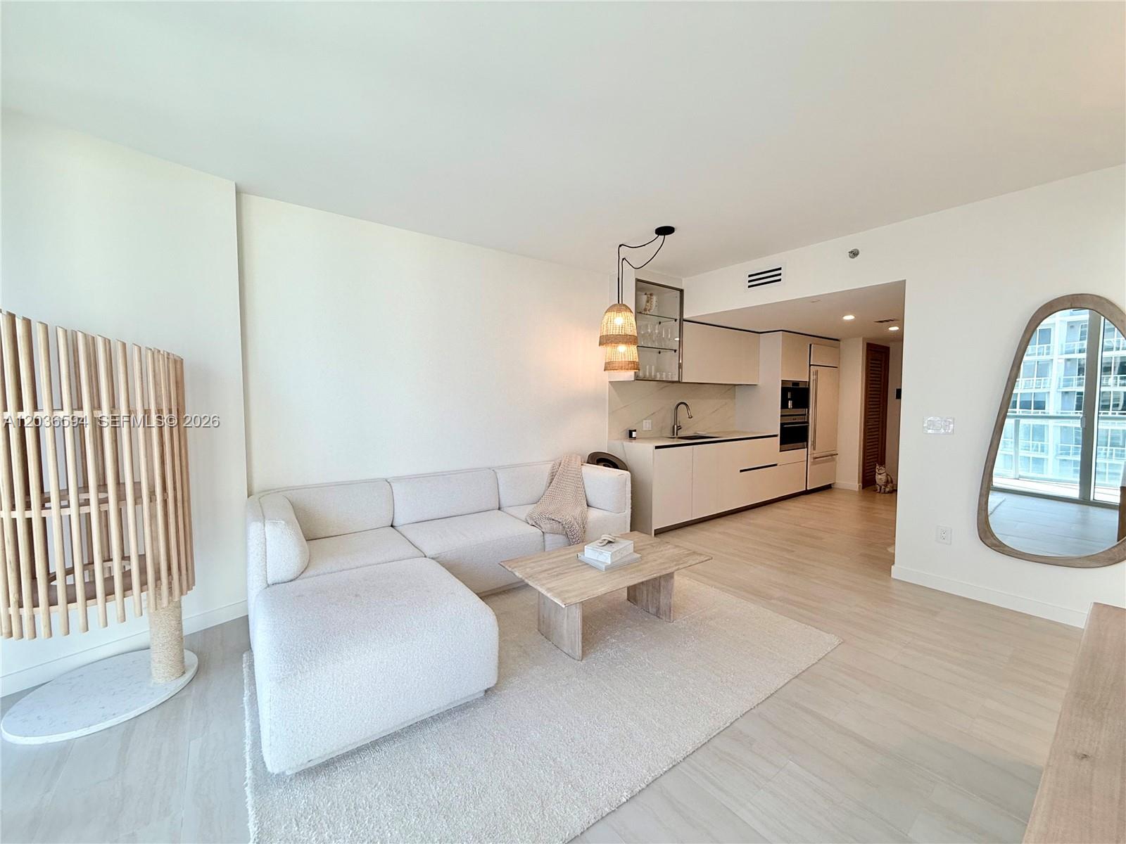 495 Brickell Avenue 5106 Property Photo 6