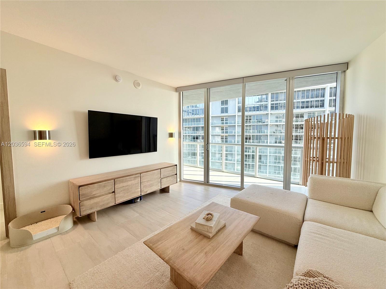 495 Brickell Avenue 5106 Property Photo 7