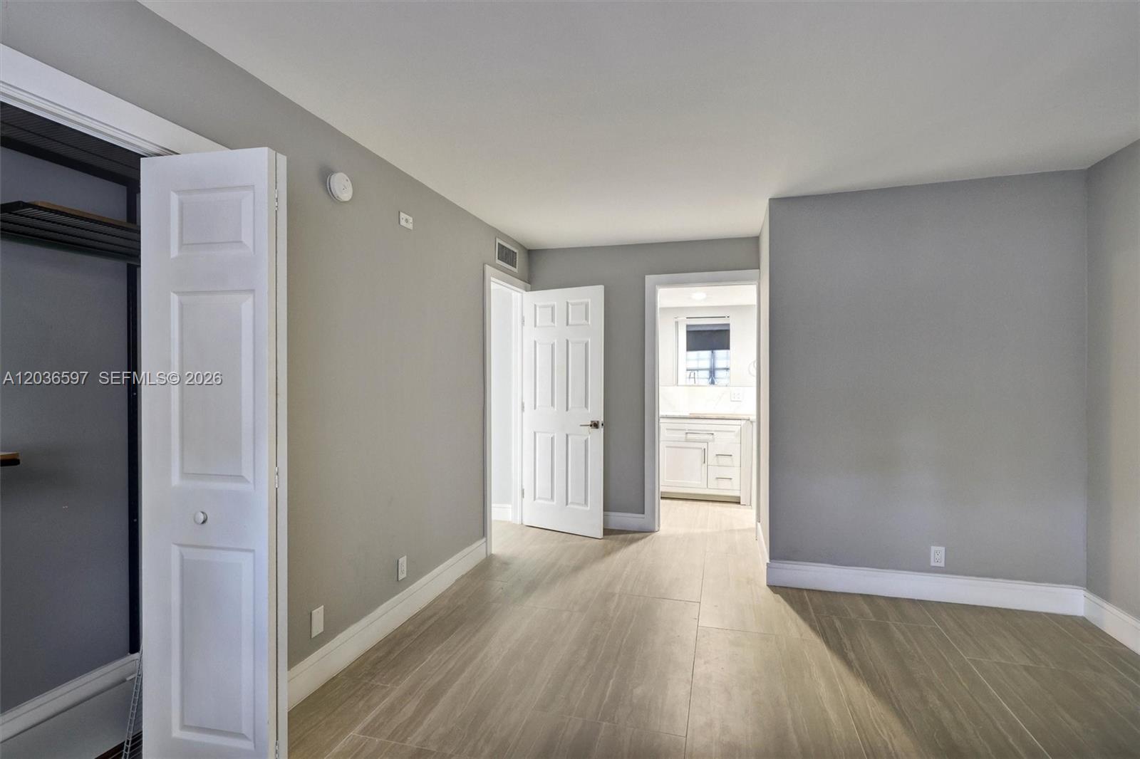 2940 N Course Drive 311 Property Photo 24