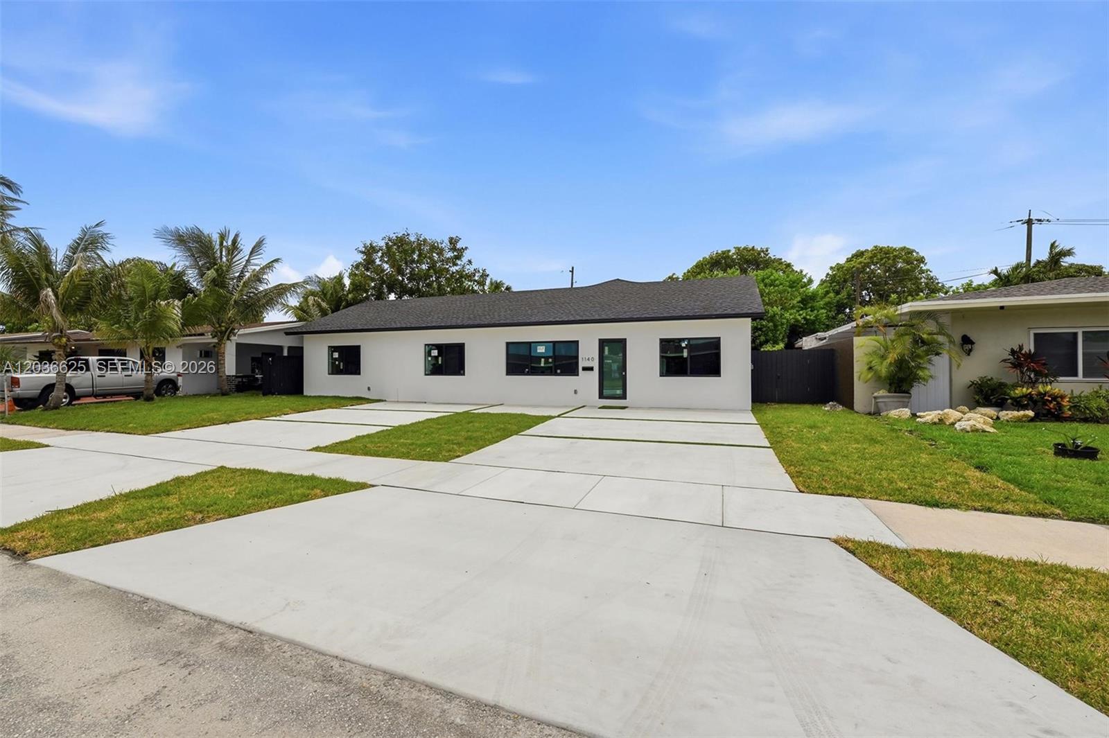 1140 NE 201st Terrace