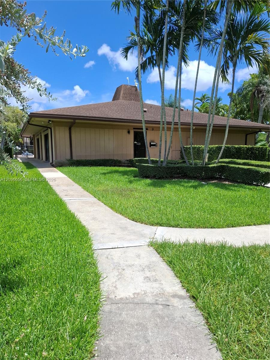 10425 Sw 112th Avenue 207 Property Photo 3