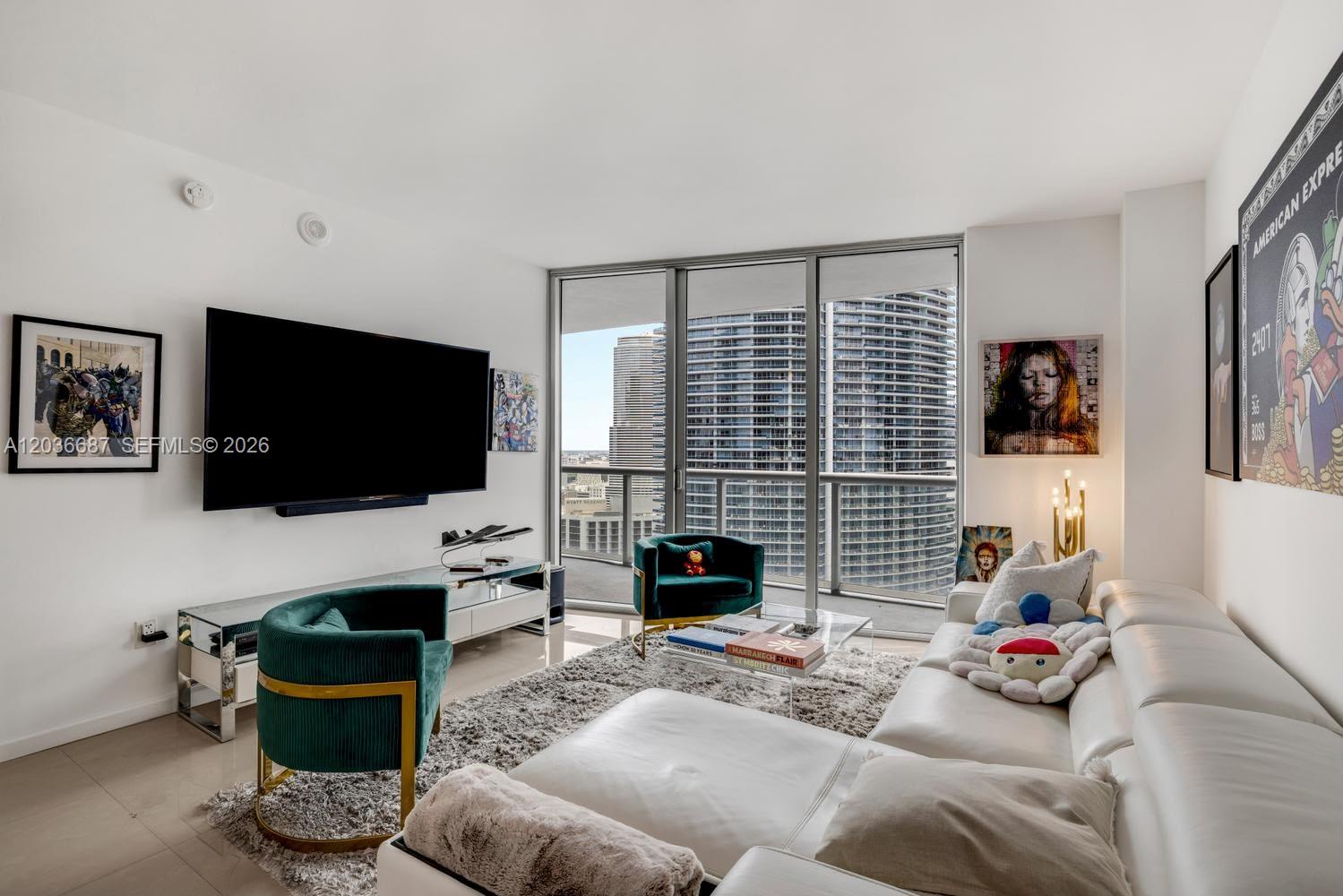 475 Brickell Avenue 3214 Property Photo 9