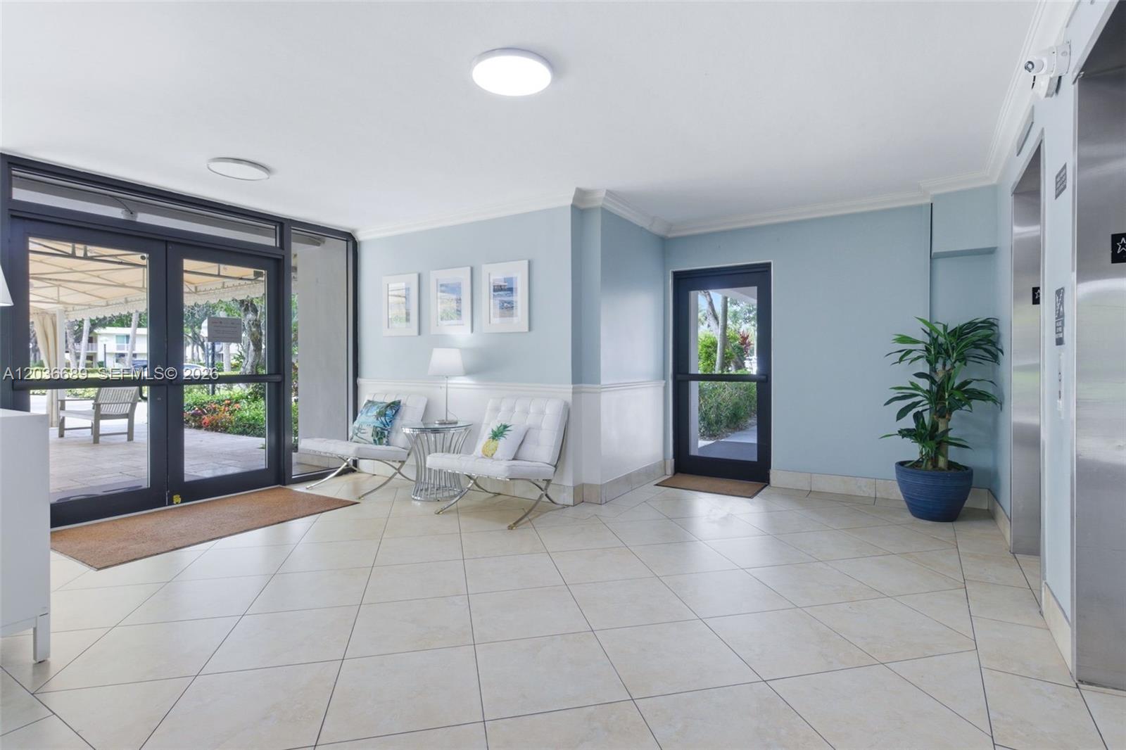 3200 N Palm Aire Drive 501 Property Photo 6
