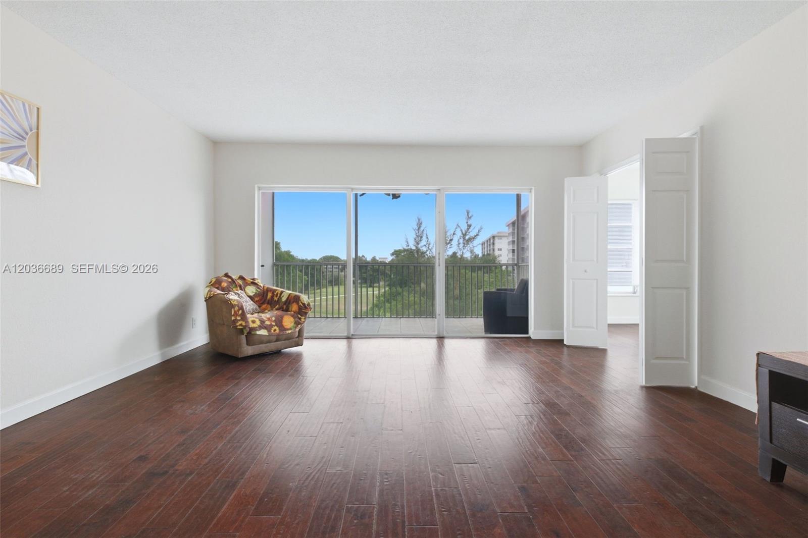 3200 N Palm Aire Drive 501 Property Photo 15