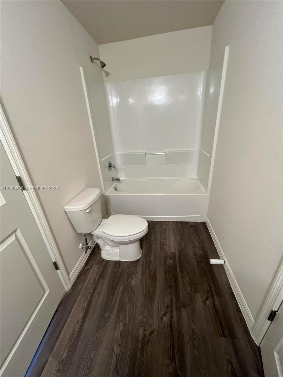 9114 Aegean Circle Property Photo 18