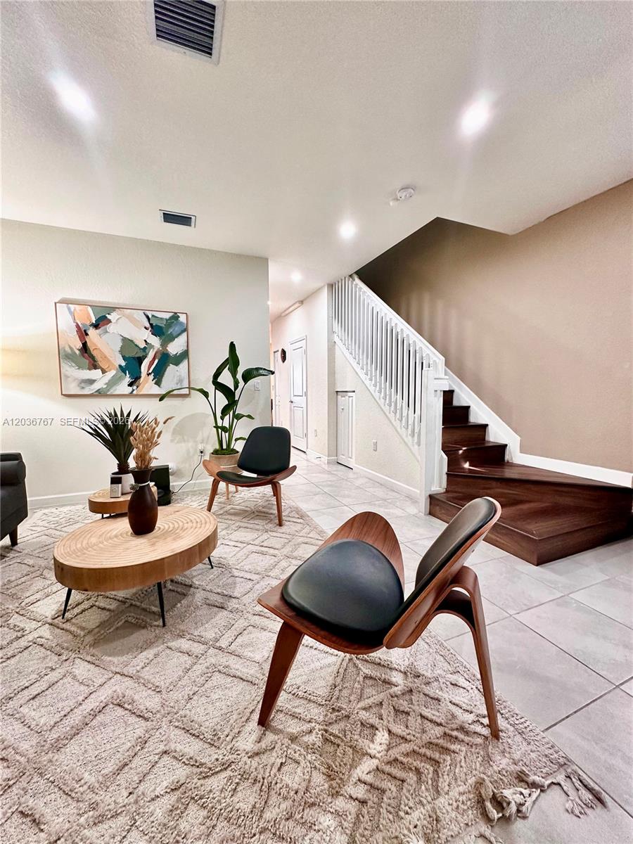 A12036767 Property Photo 3