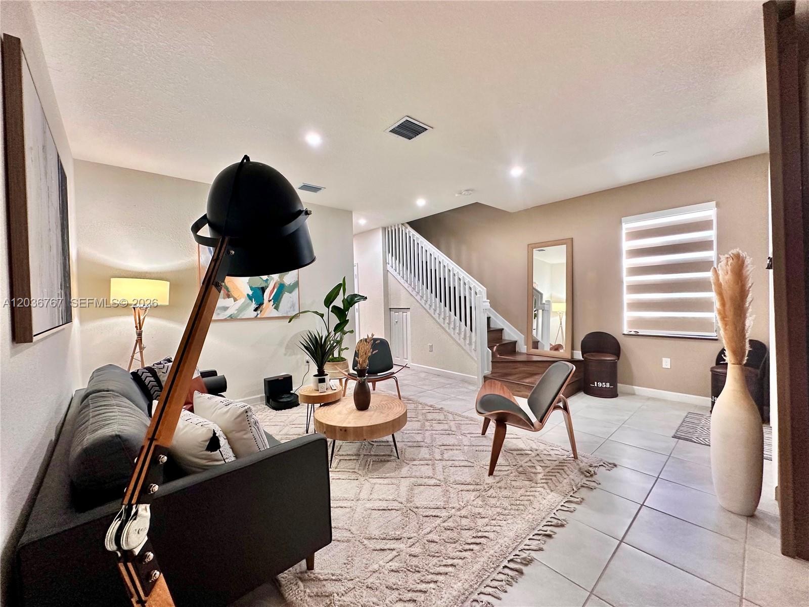 A12036767 Property Photo 4