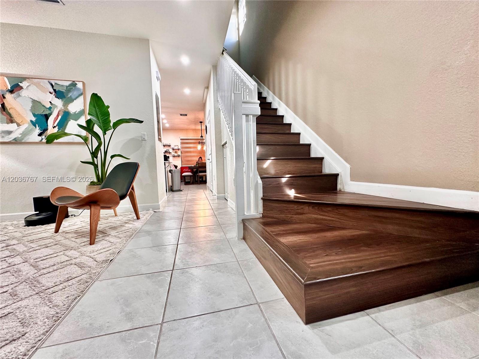 A12036767 Property Photo 5