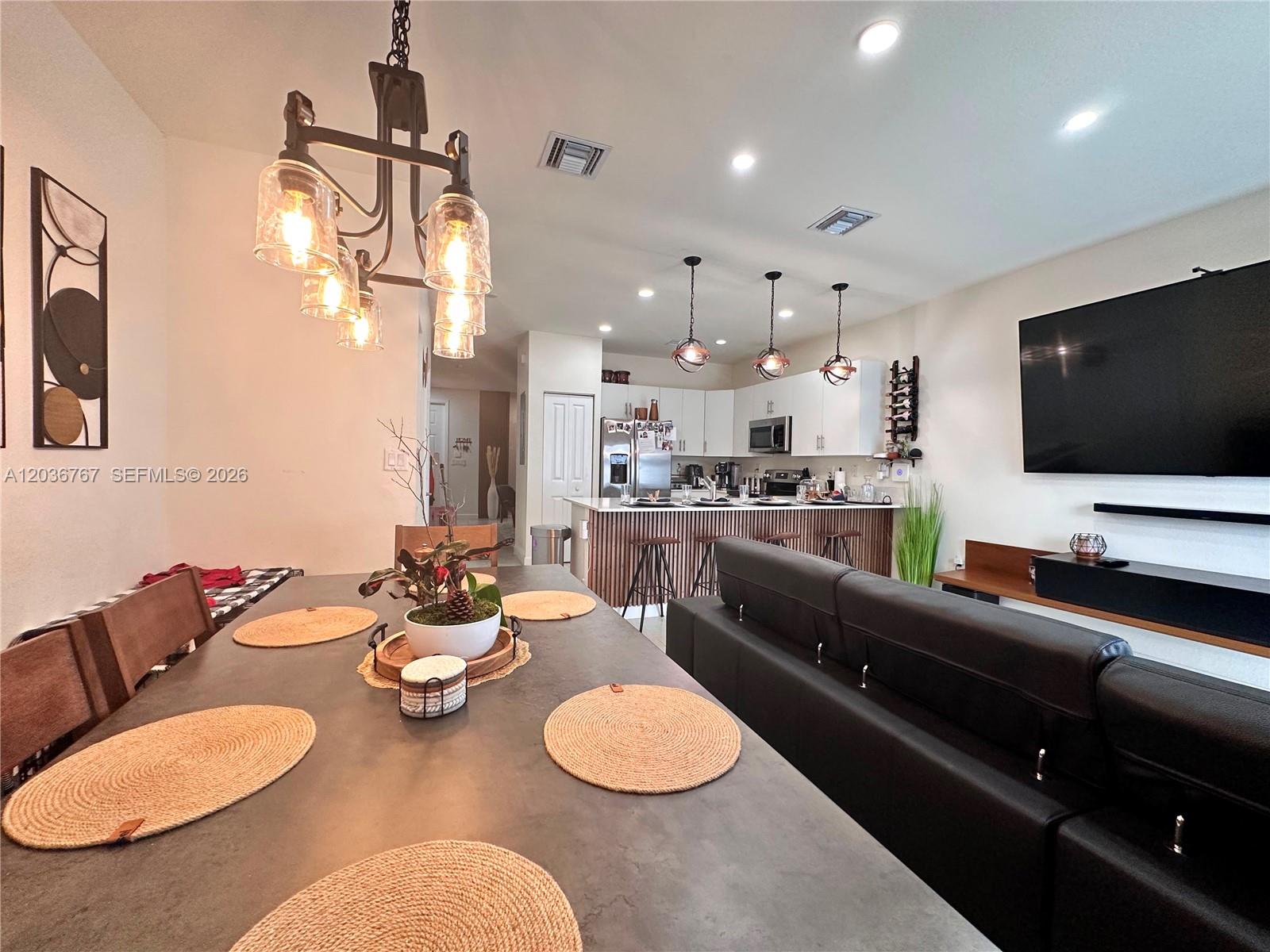 A12036767 Property Photo 10