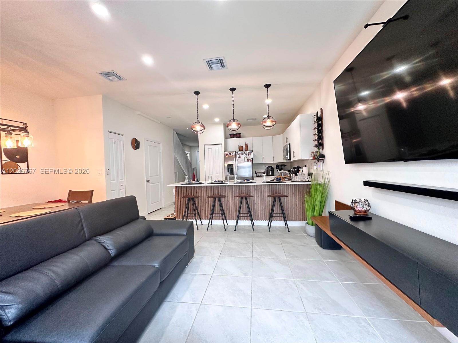 A12036767 Property Photo 12