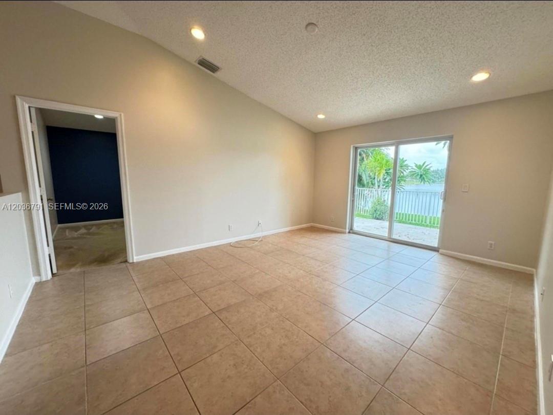 A12036791 Property Photo 5