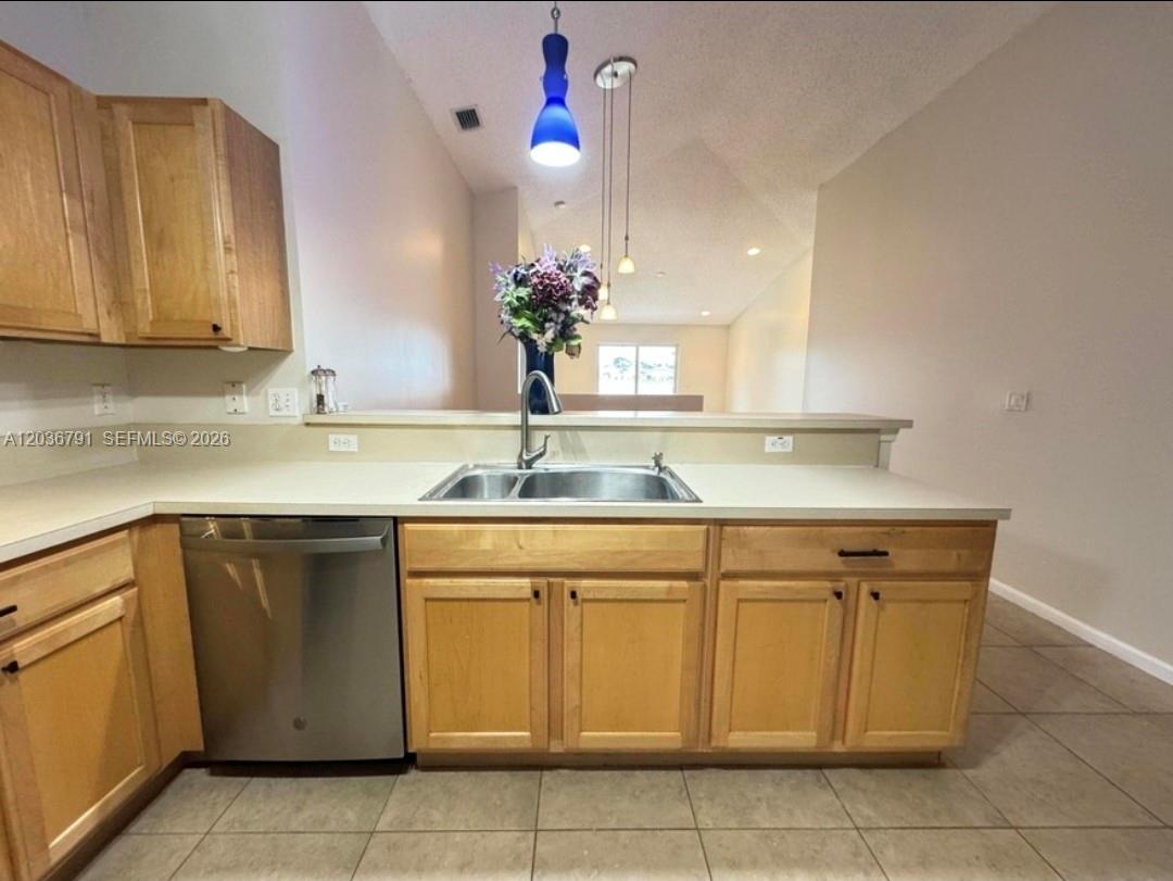 A12036791 Property Photo 8
