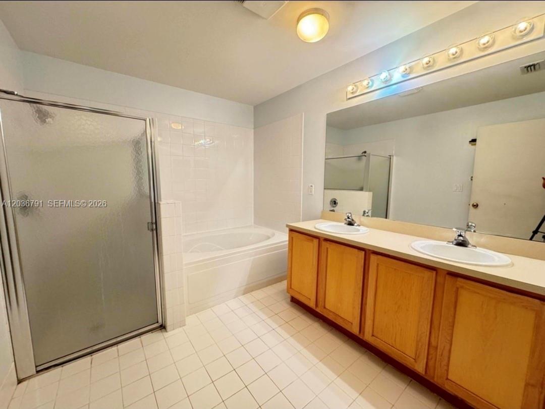 A12036791 Property Photo 12