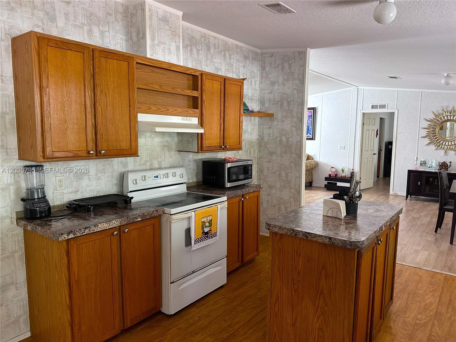 1 Ridge Road Property Photo 6