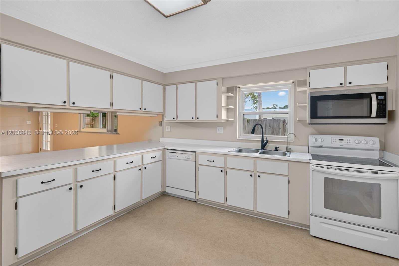 1944 Sw 48th Avenue Property Photo 40