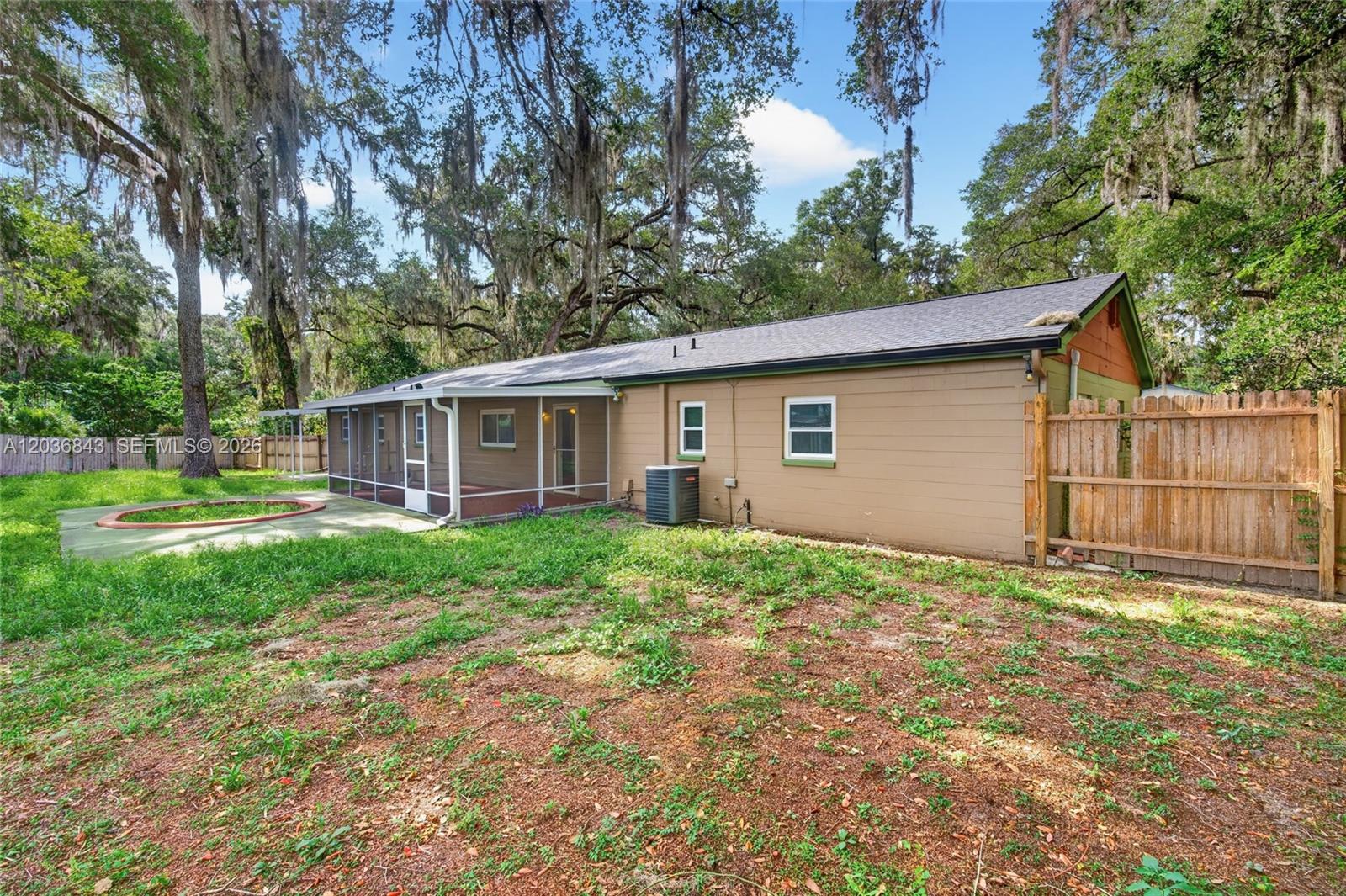 1944 Sw 48th Avenue Property Photo 48