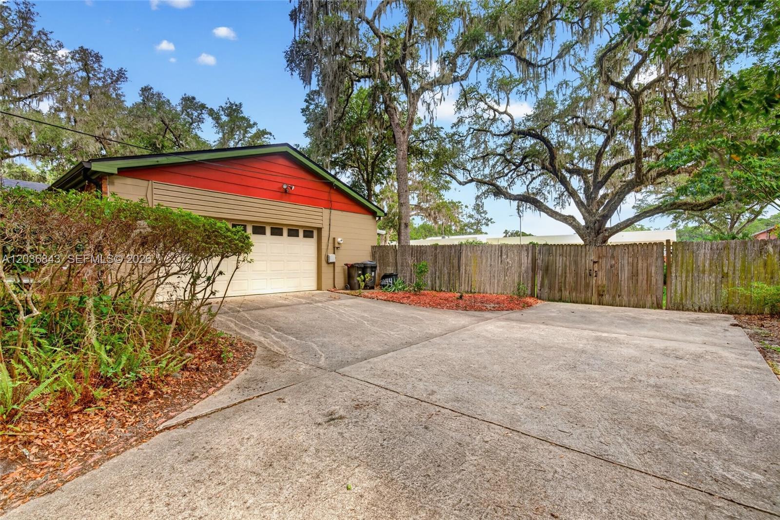 1944 Sw 48th Avenue Property Photo 53