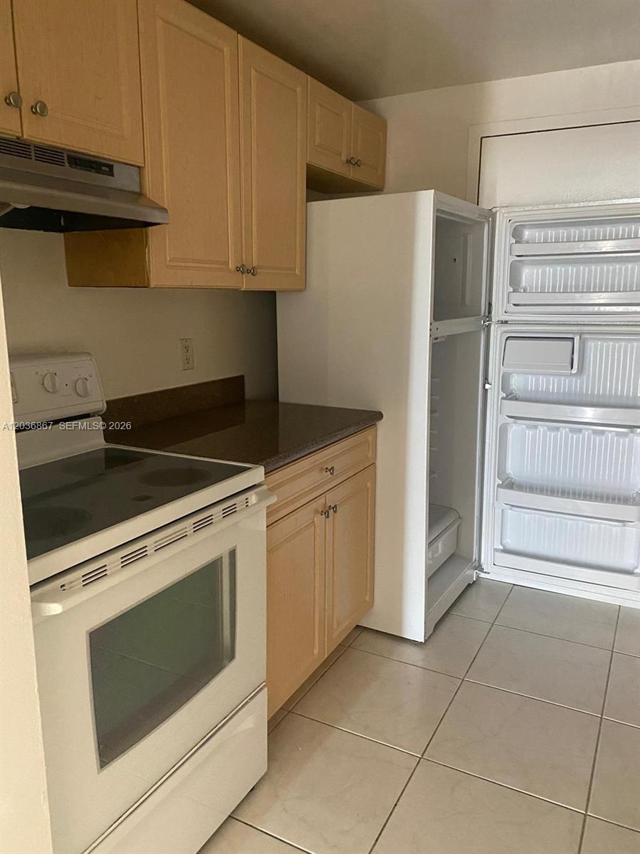 A12036867 Property Photo 2