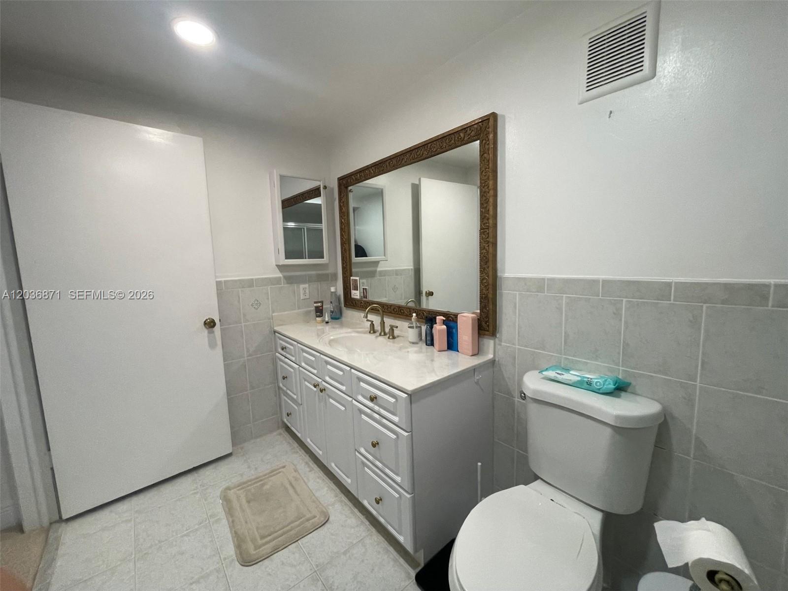 16300 Golf Club Road 508 Property Photo 36