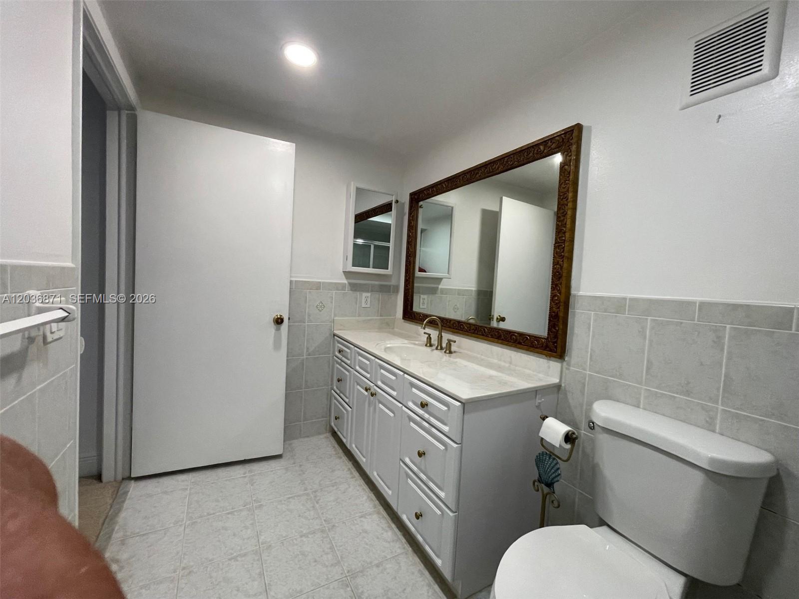 16300 Golf Club Road 508 Property Photo 63