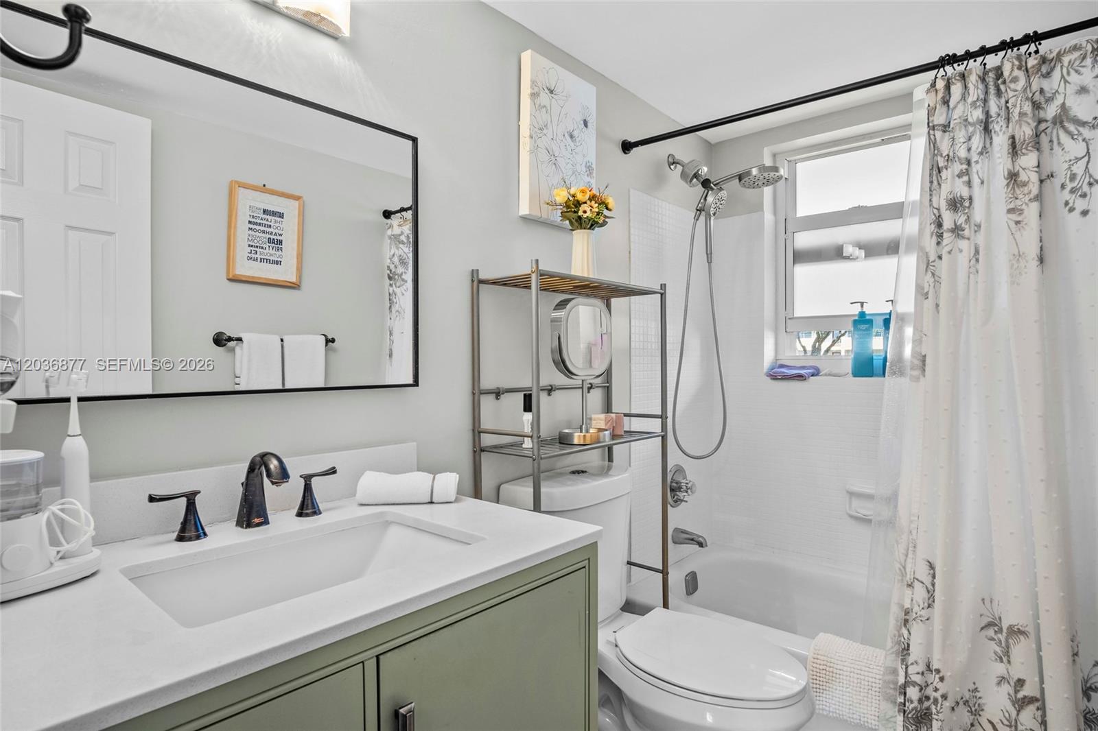 19 Abbey Lane 104 Property Photo 10