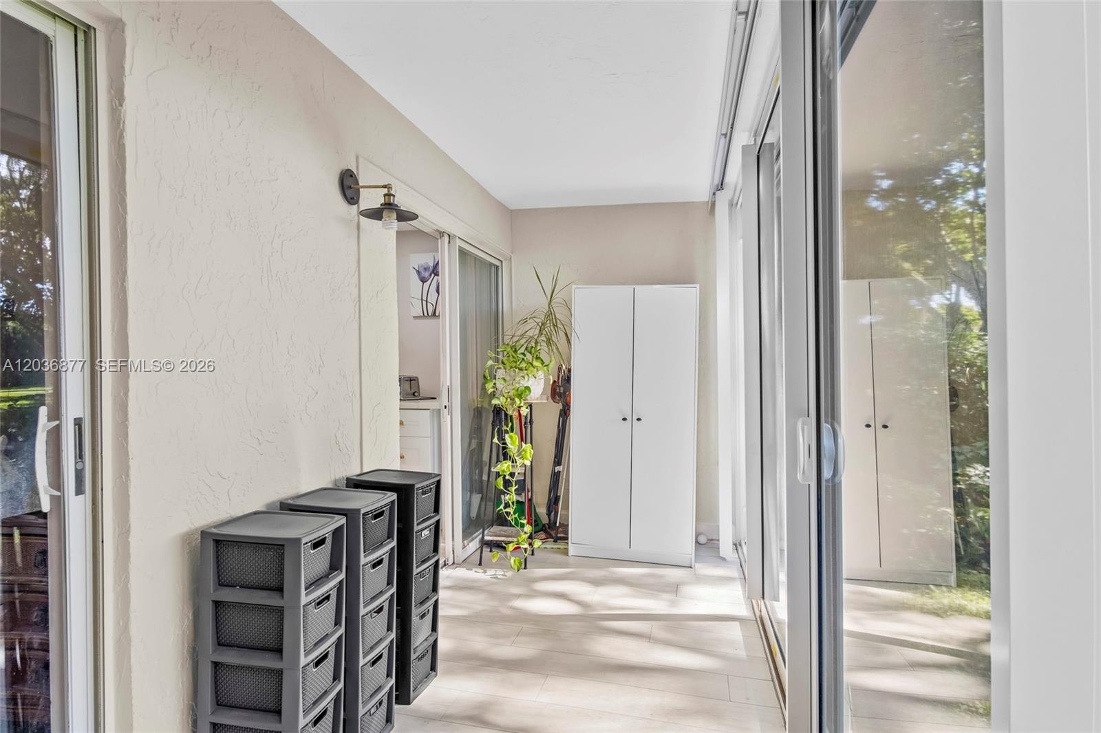 19 Abbey Lane 104 Property Photo 15