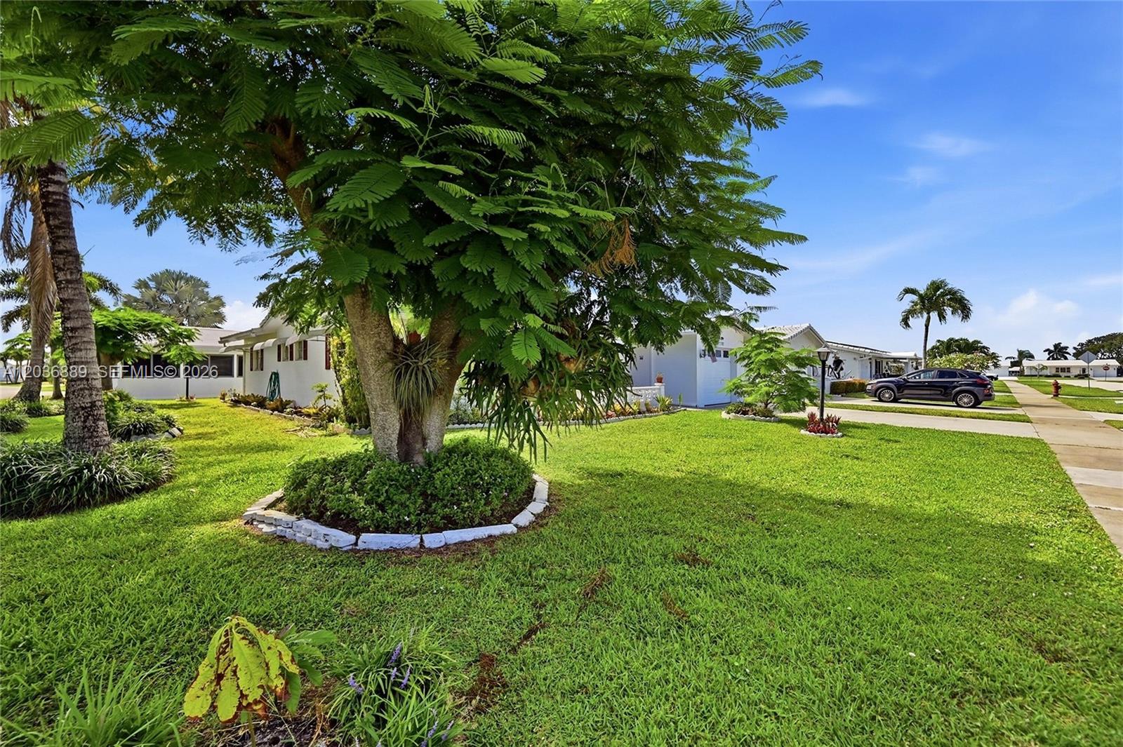 1702 Sw 22nd Street Property Photo 4