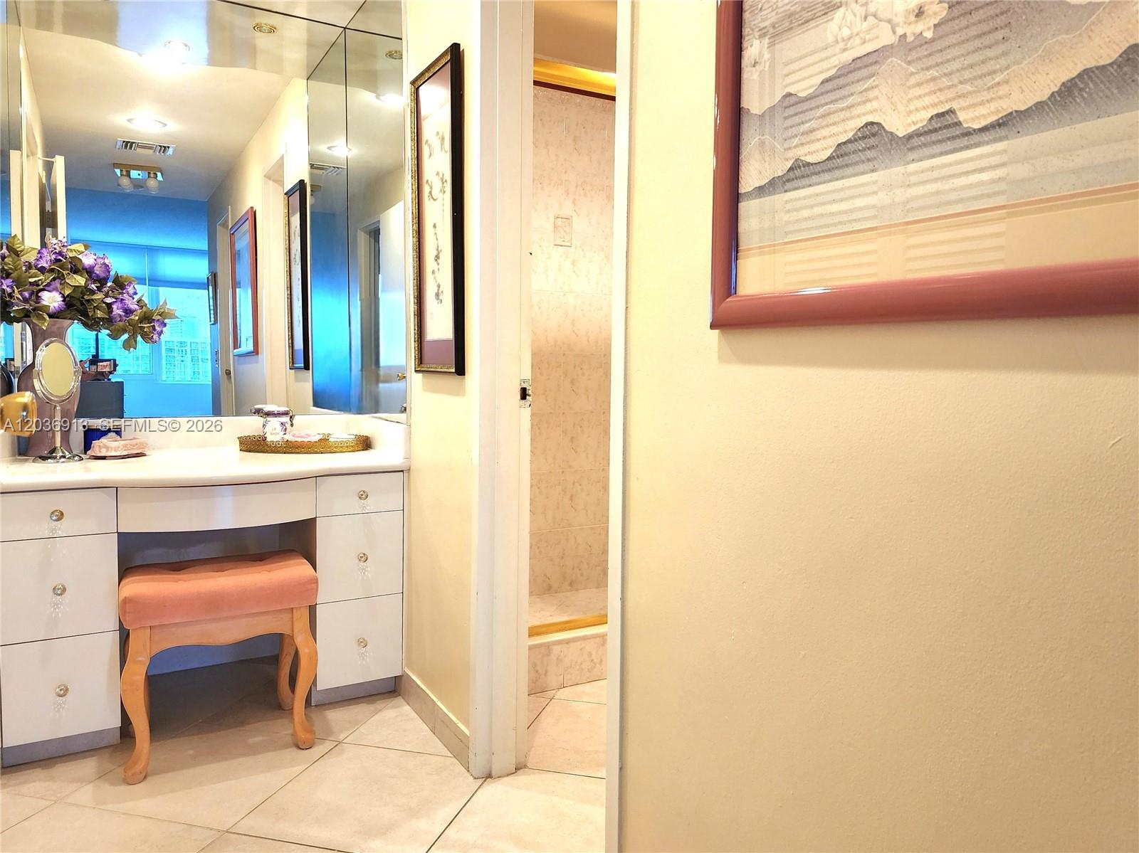 3505 S Ocean Drive 705 Property Photo 23