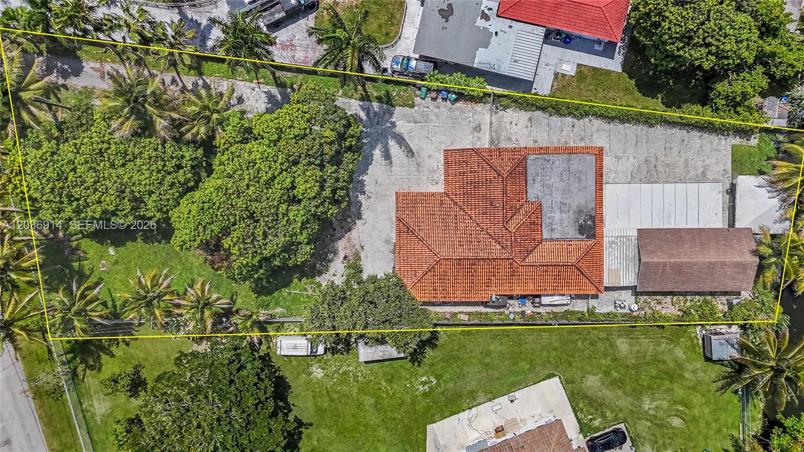 A12036914 Property Photo 2