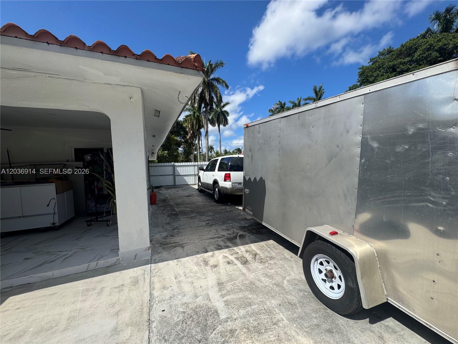 A12036914 Property Photo 12